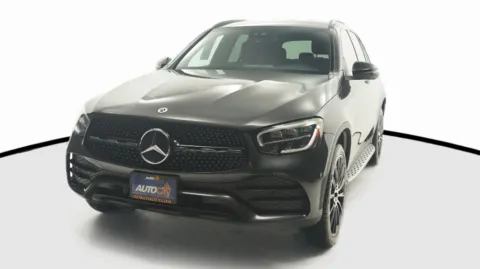 Black 2022 Mercedes-Benz GLC 300 for sale in El Cajon, CA