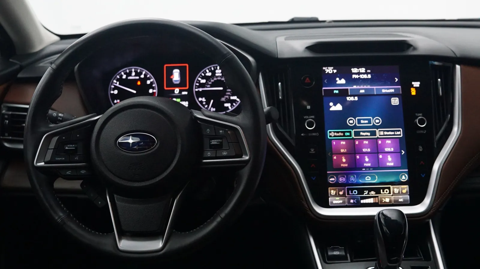 More photos of 2020 Subaru Outback Touring at Auto City, CA