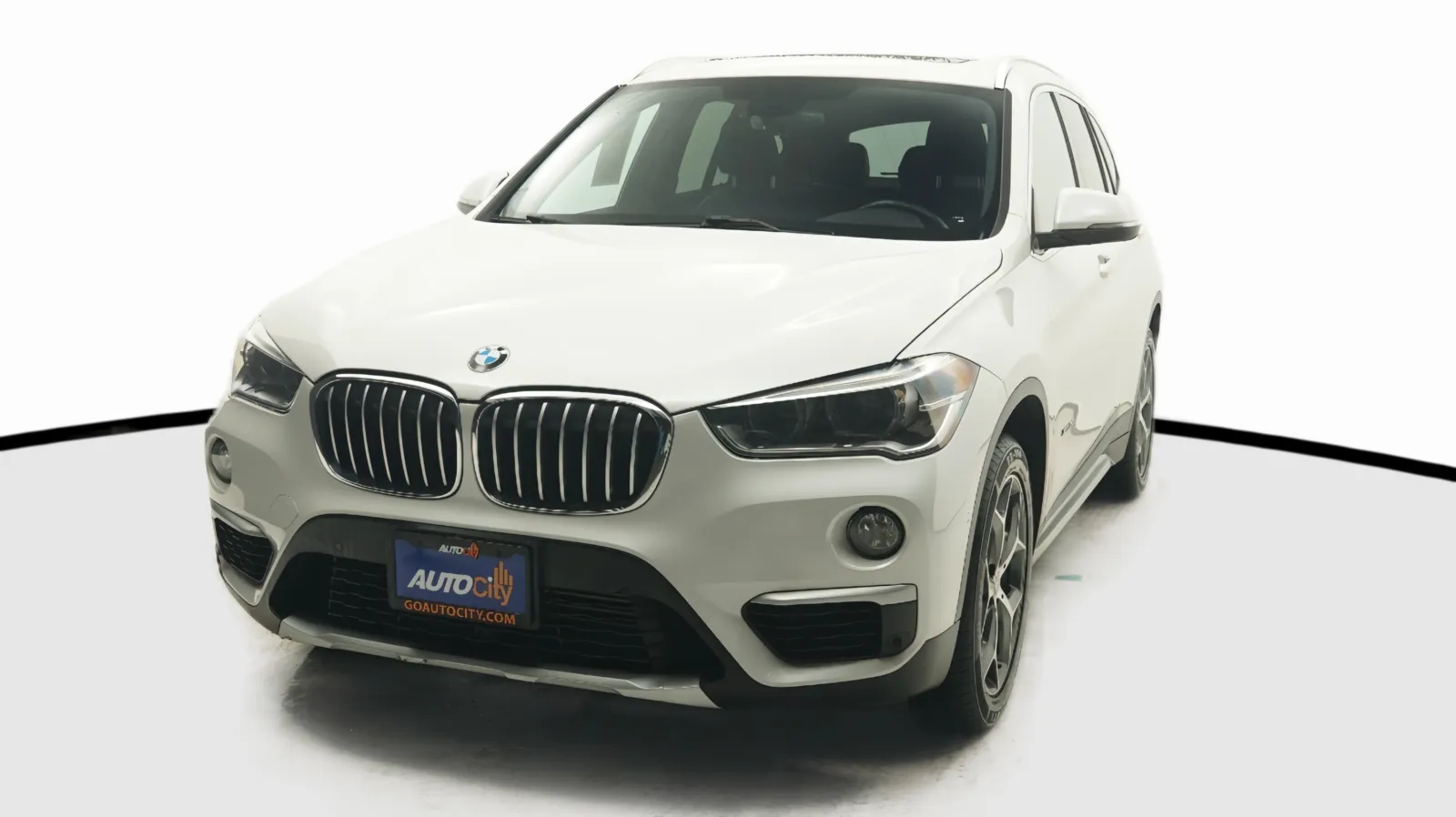 White 2018 BMW X1 xDrive28i for sale in El Cajon, CA