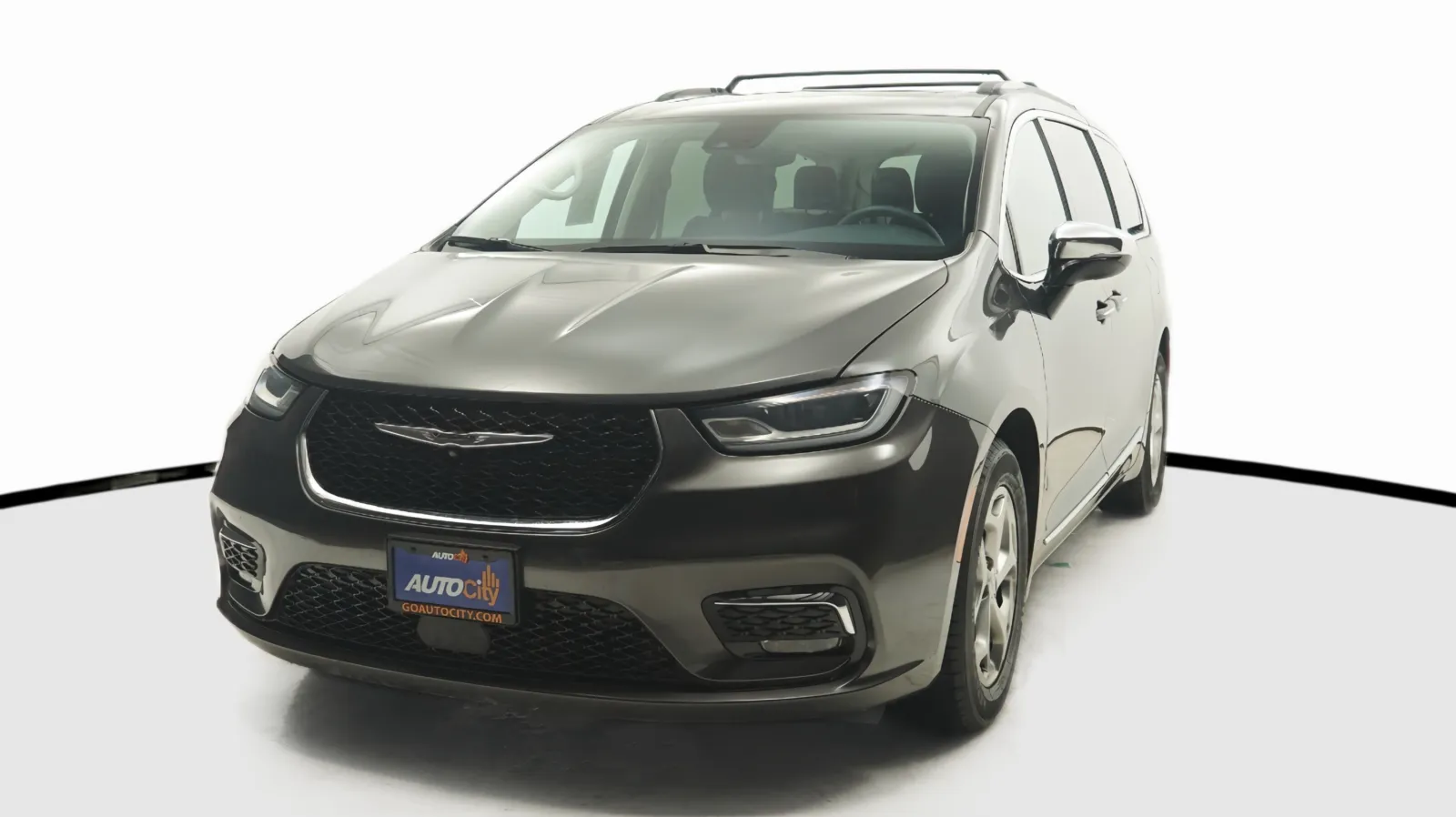 Gray 2023 Chrysler Pacifica Limited for sale in El Cajon, CA