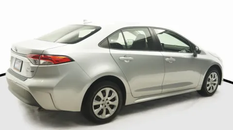 More photos of 2023 Toyota Corolla Hybrid LE at Auto City, CA