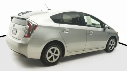 More photos of 2015 Toyota Prius Three at Auto City, CA