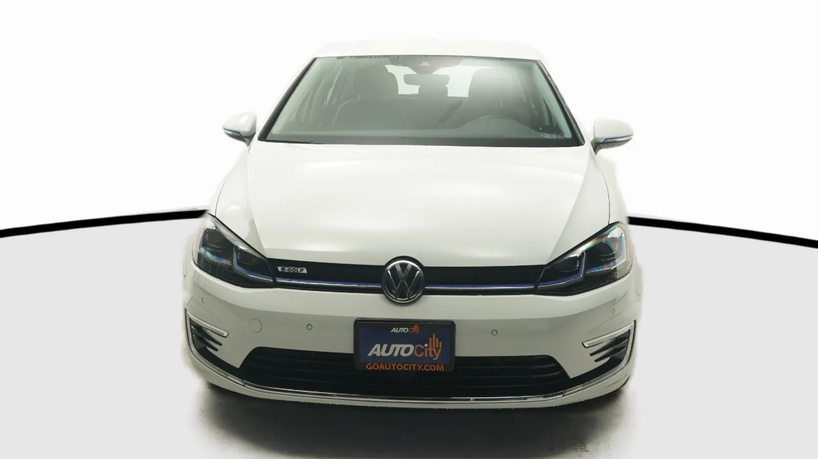 Another view of 2019 Volkswagen e-Golf SEL Premium for sale in El Cajon, CA at Auto City