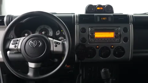 More photos of 2014 Toyota FJ Cruiser at Auto City, CA