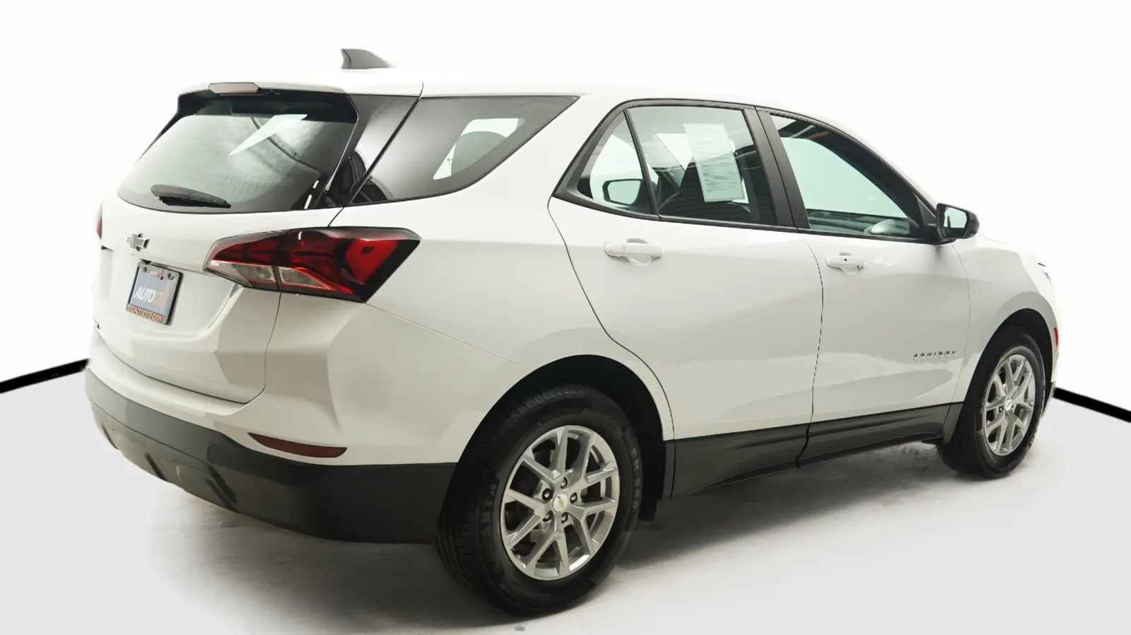 More photos of 2024 Chevrolet Equinox LS at Auto City, CA