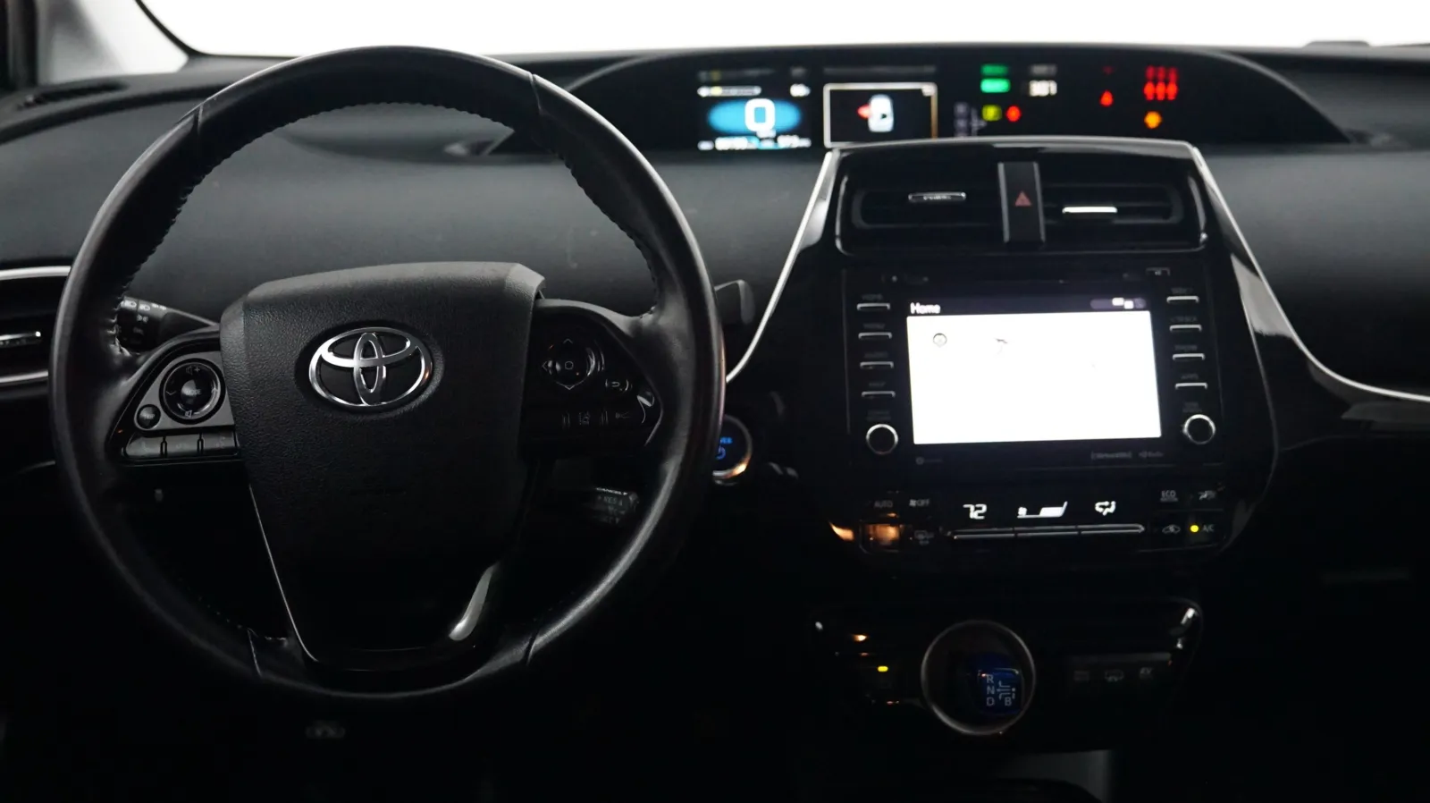 More photos of 2021 Toyota Prius Prime LE at Auto City, CA