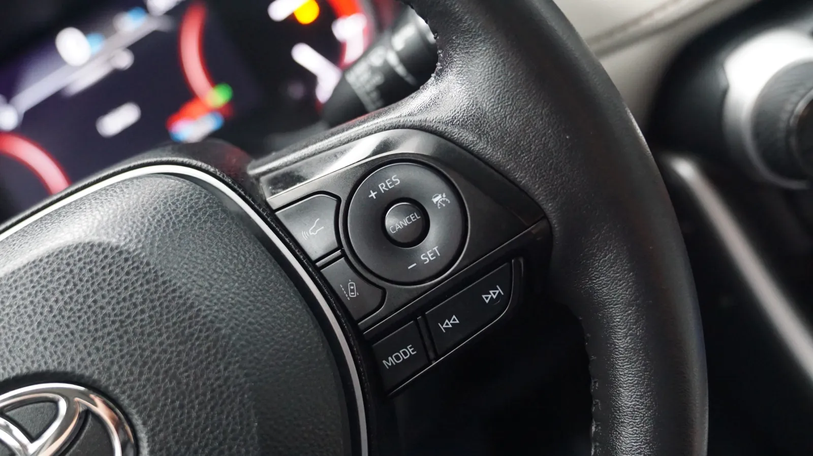 Toyota RAV4 photo 19