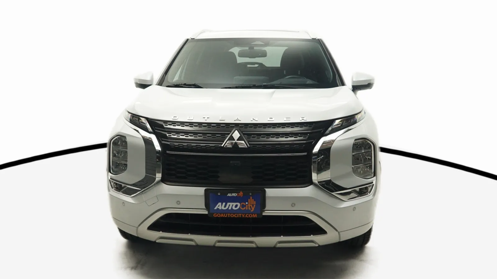 More photos of 2022 Mitsubishi Outlander SEL at Auto City, CA