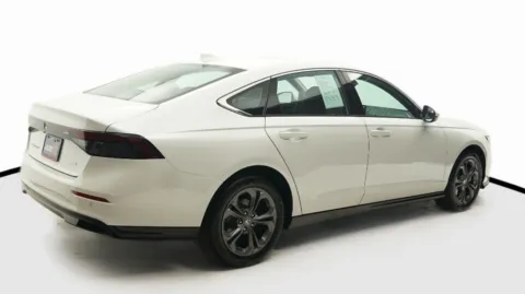 More photos of 2024 Honda Accord Hybrid EX-L at Auto City, CA