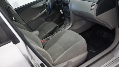 More photos of 2011 Toyota Corolla LE at Auto City, CA