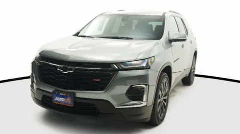 Gray 2023 Chevrolet Traverse RS for sale in El Cajon, CA