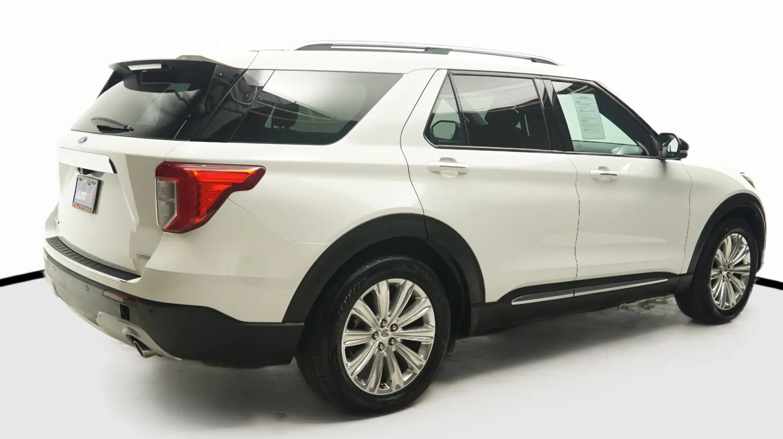 More photos of 2020 Ford Explorer Limited at Auto City, CA