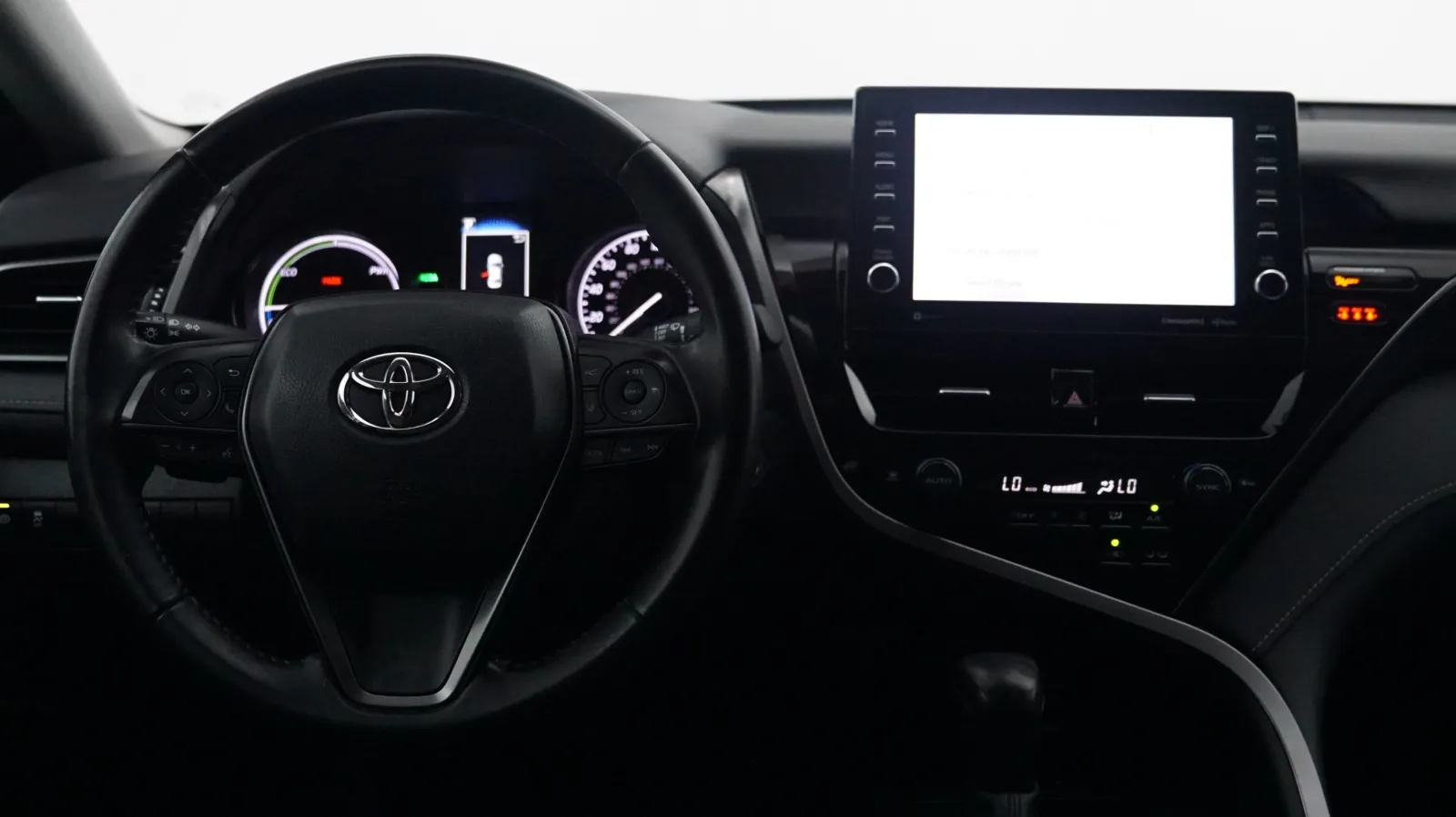 More photos of 2022 Toyota Camry Hybrid SE at Auto City, CA