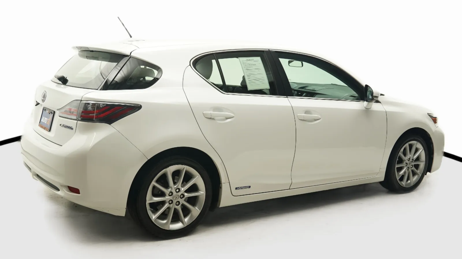 More photos of 2012 Lexus CT 200h at Auto City, CA