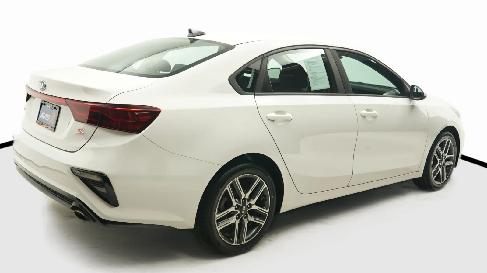 More photos of 2019 Kia Forte S at Auto City, CA