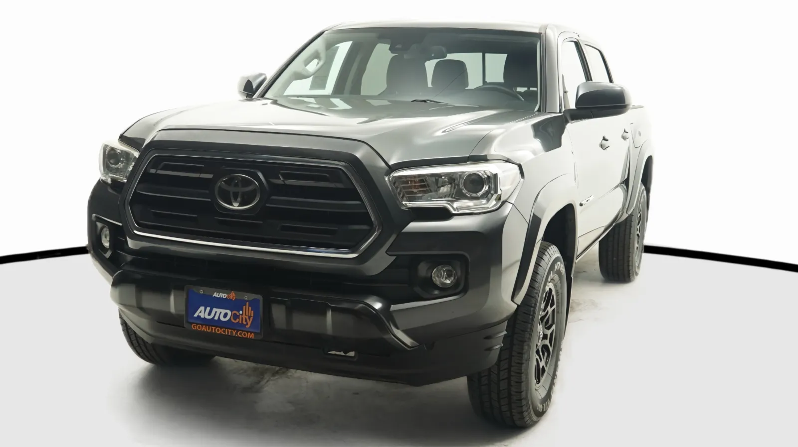 Gray 2019 Toyota Tacoma SR5 for sale in El Cajon, CA