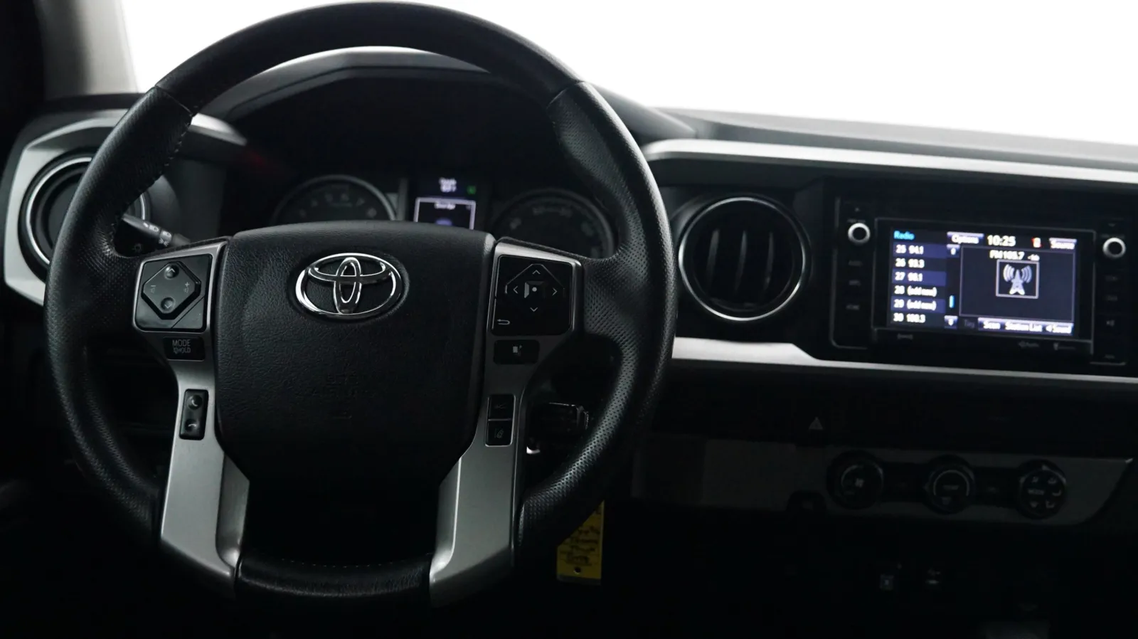 More photos of 2019 Toyota Tacoma SR5 at Auto City, CA