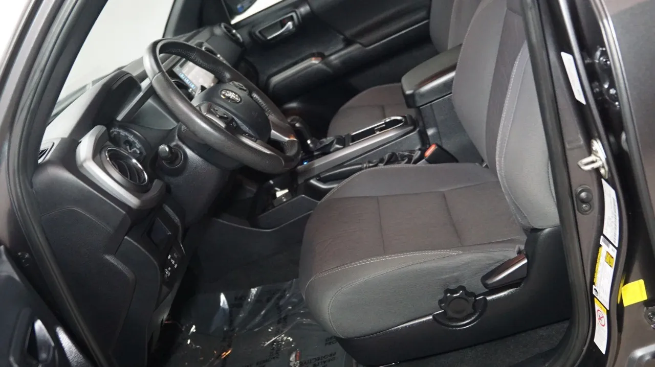2019 Toyota Tacoma TRD Sport - Photo 7