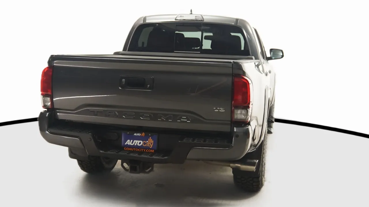 2019 Toyota Tacoma TRD Sport - Photo 8