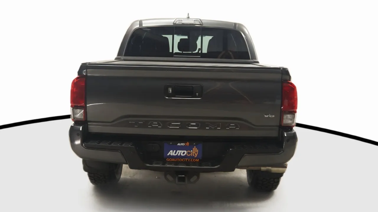 2019 Toyota Tacoma TRD Sport - Photo 10