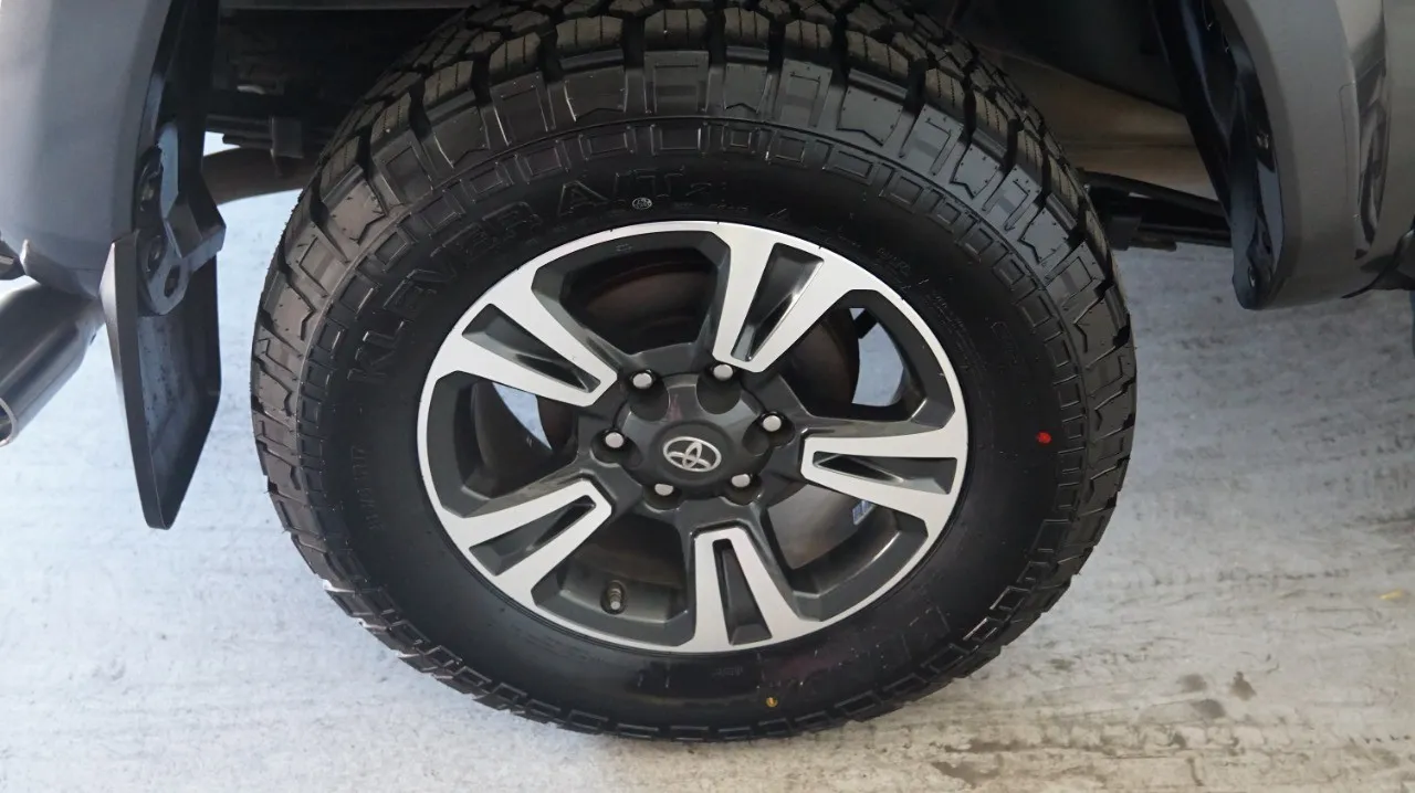 2019 Toyota Tacoma TRD Sport - Photo 11