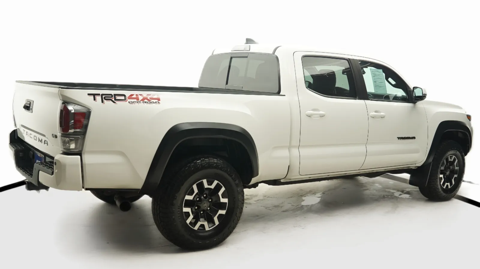 More photos of 2020 Toyota Tacoma TRD Off Road at Auto City, CA