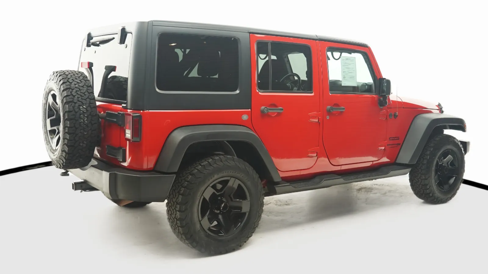 More photos of 2018 Jeep Wrangler JK Unlimited Sport S at Auto City, CA