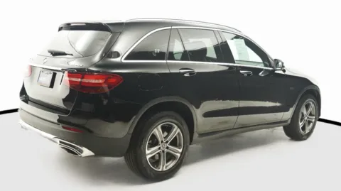 More photos of 2019 Mercedes-Benz GLC 350e at Auto City, CA