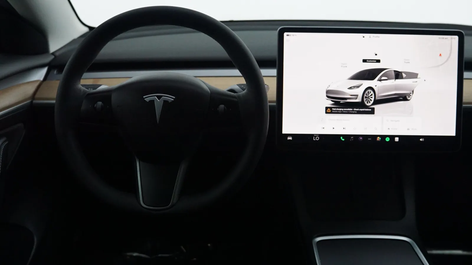 More photos of 2022 Tesla Model 3 Long Range at Auto City, CA