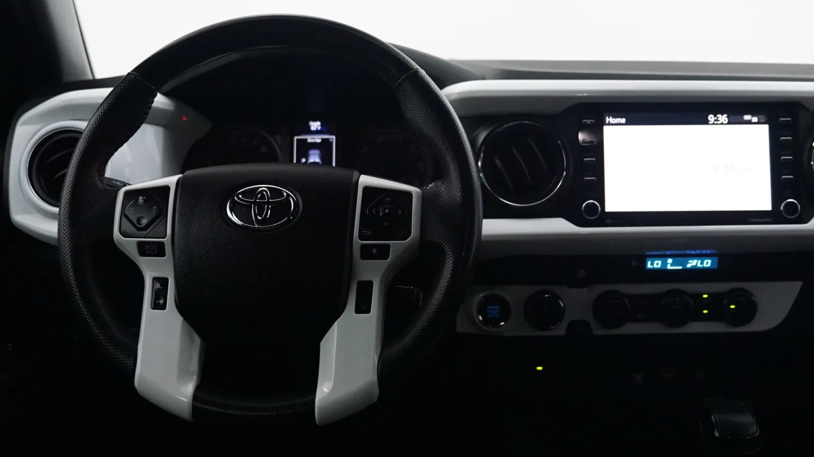 More photos of 2022 Toyota Tacoma TRD Off Road at Auto City, CA