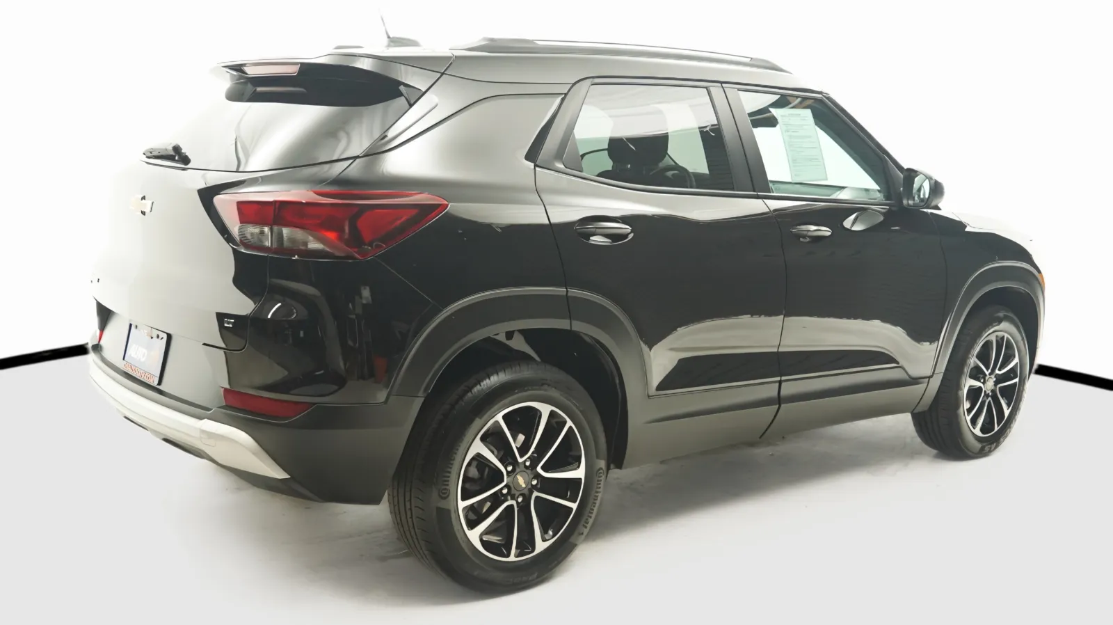 More photos of 2024 Chevrolet TrailBlazer LT at Auto City, CA