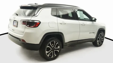 More photos of 2024 Jeep Compass Limited at Auto City, CA