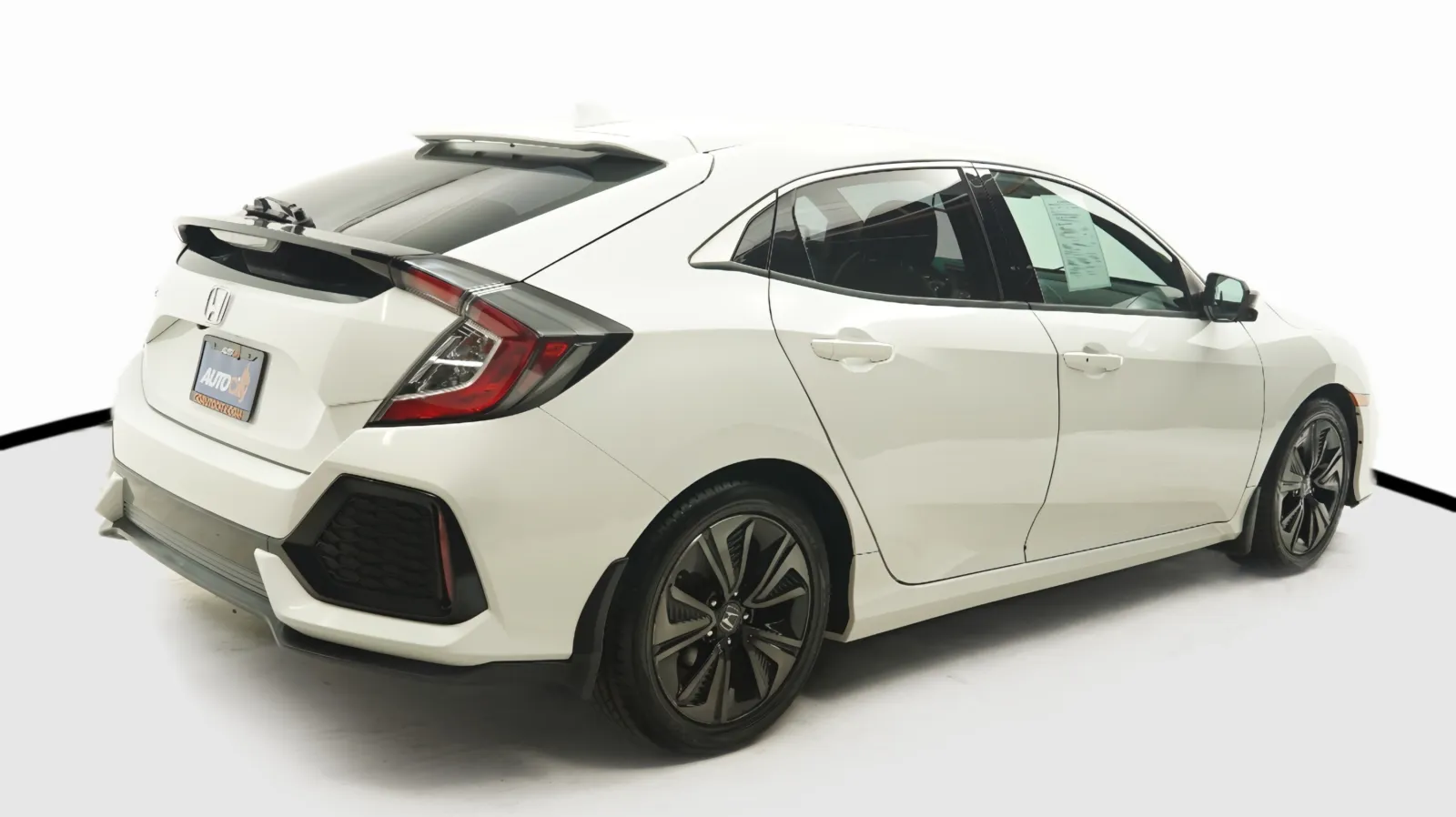 More photos of 2019 Honda Civic Hatchback EX-L Navi at Auto City, CA