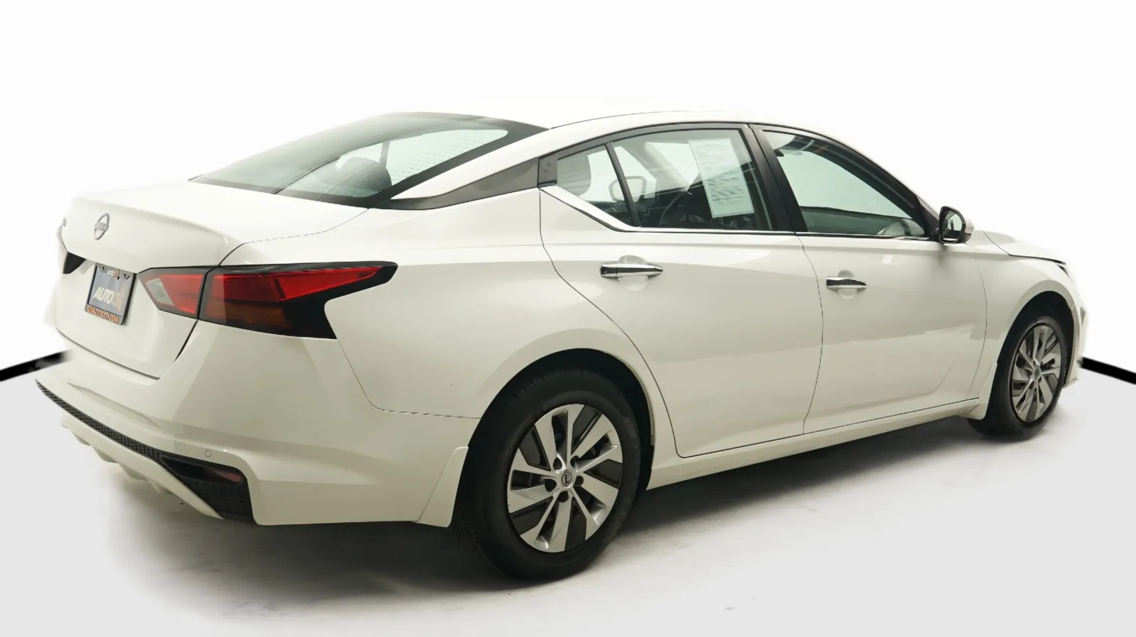 More photos of 2023 Nissan Altima 2.5 S at Auto City, CA