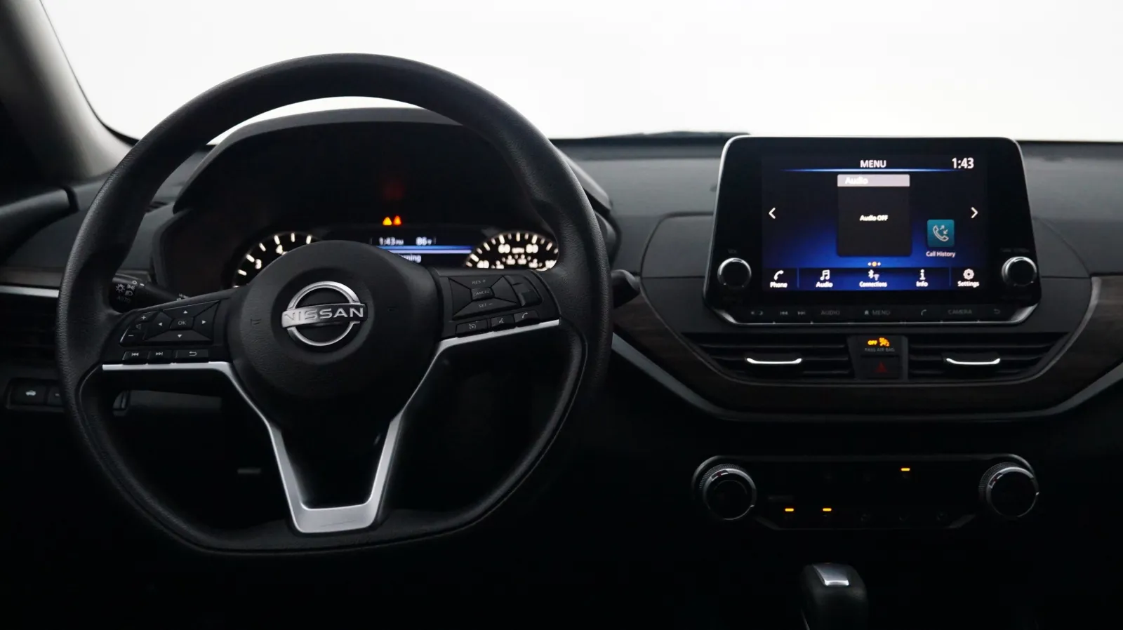 More photos of 2023 Nissan Altima 2.5 SV at Auto City, CA