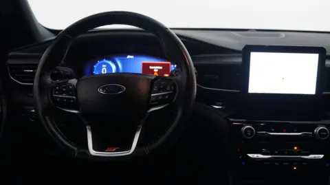 More photos of 2022 Ford Explorer ST at Auto City, CA