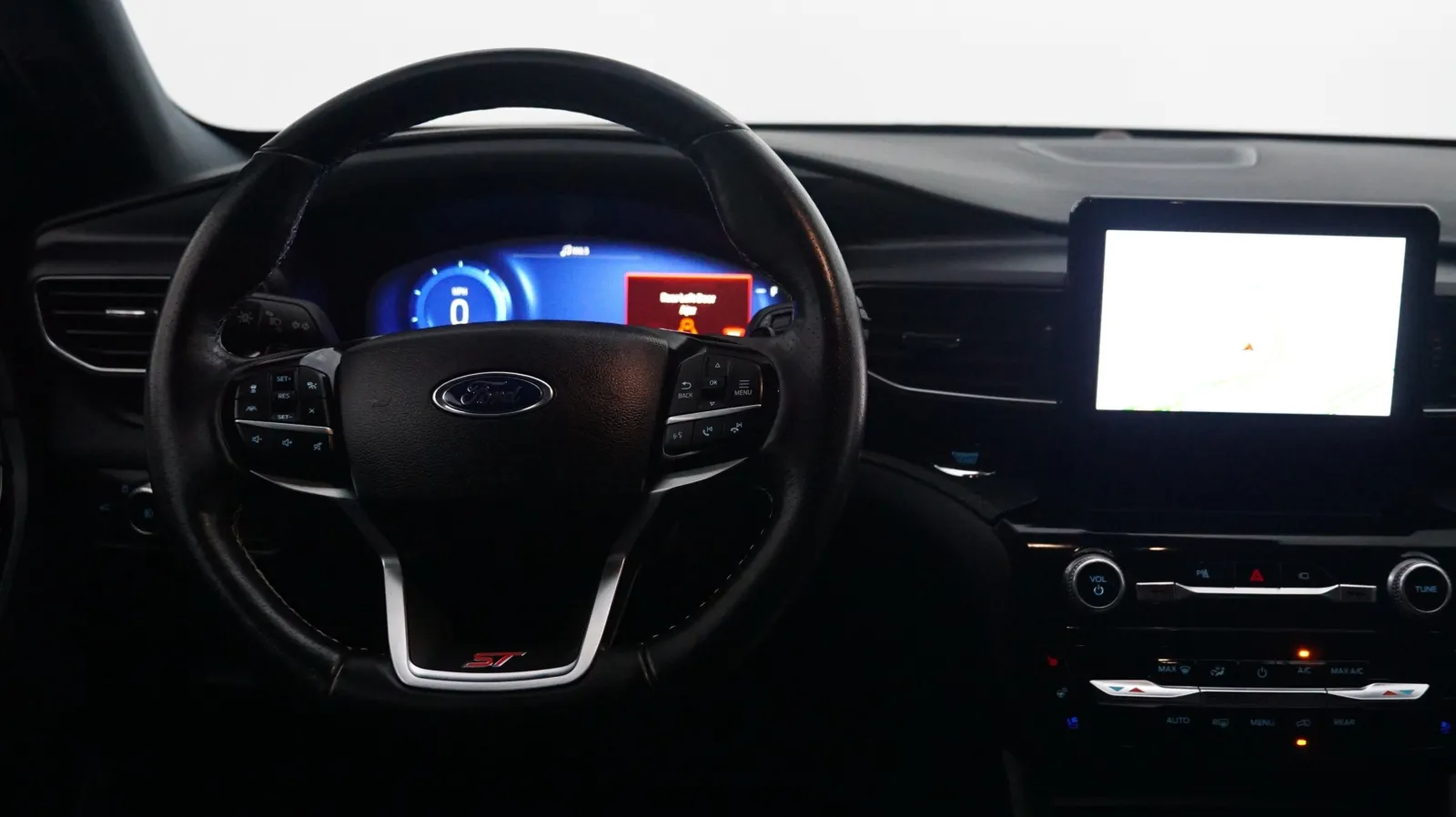 More photos of 2022 Ford Explorer ST at Auto City, CA