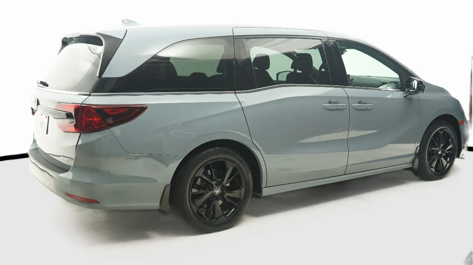 More photos of 2023 Honda Odyssey Sport at Auto City, CA