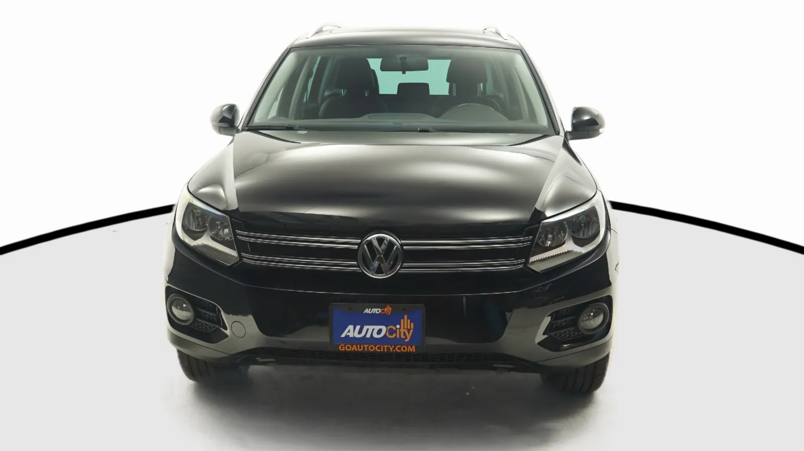 Another view of 2014 Volkswagen Tiguan SEL for sale in El Cajon, CA at Auto City
