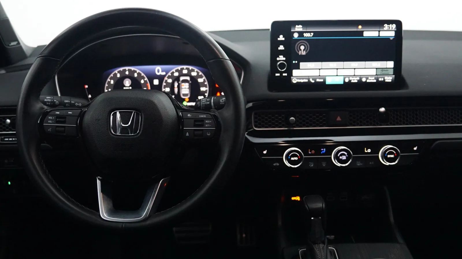 More photos of 2024 Honda Civic Hatchback Sport Touring at Auto City, CA