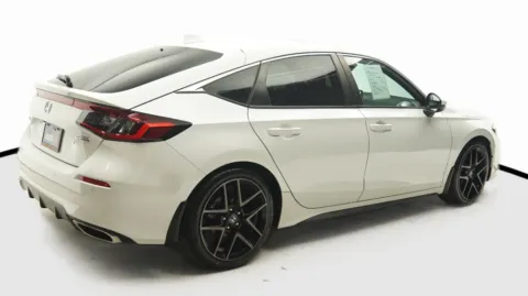 More photos of 2024 Honda Civic Hatchback Sport Touring at Auto City, CA