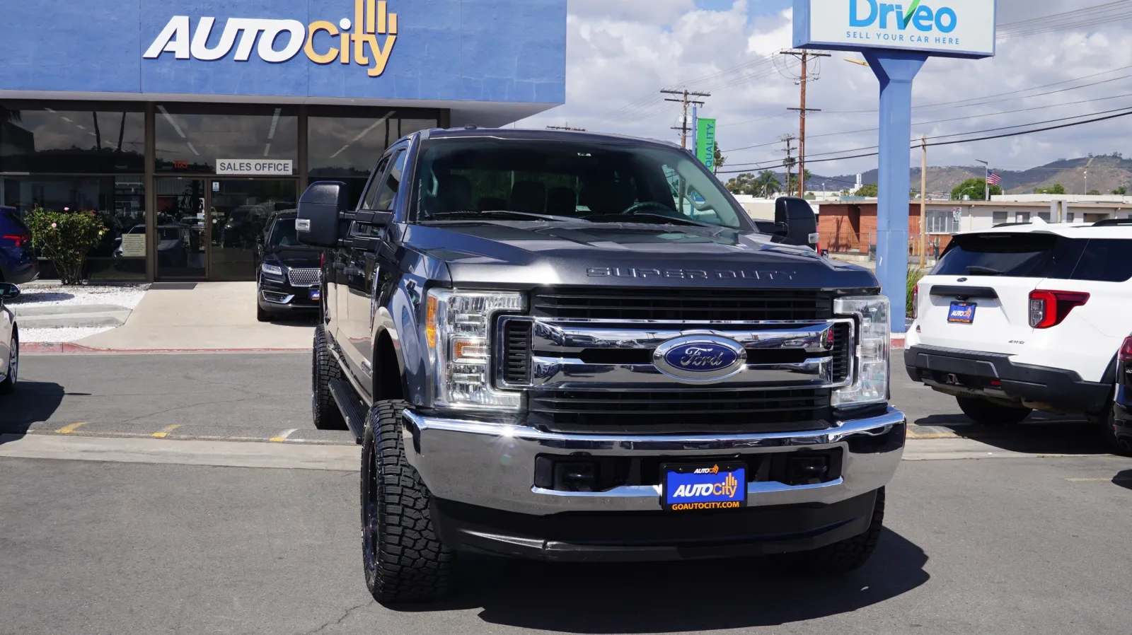More photos of 2017 Ford Super Duty F-250 SRW XLT at Auto City, CA