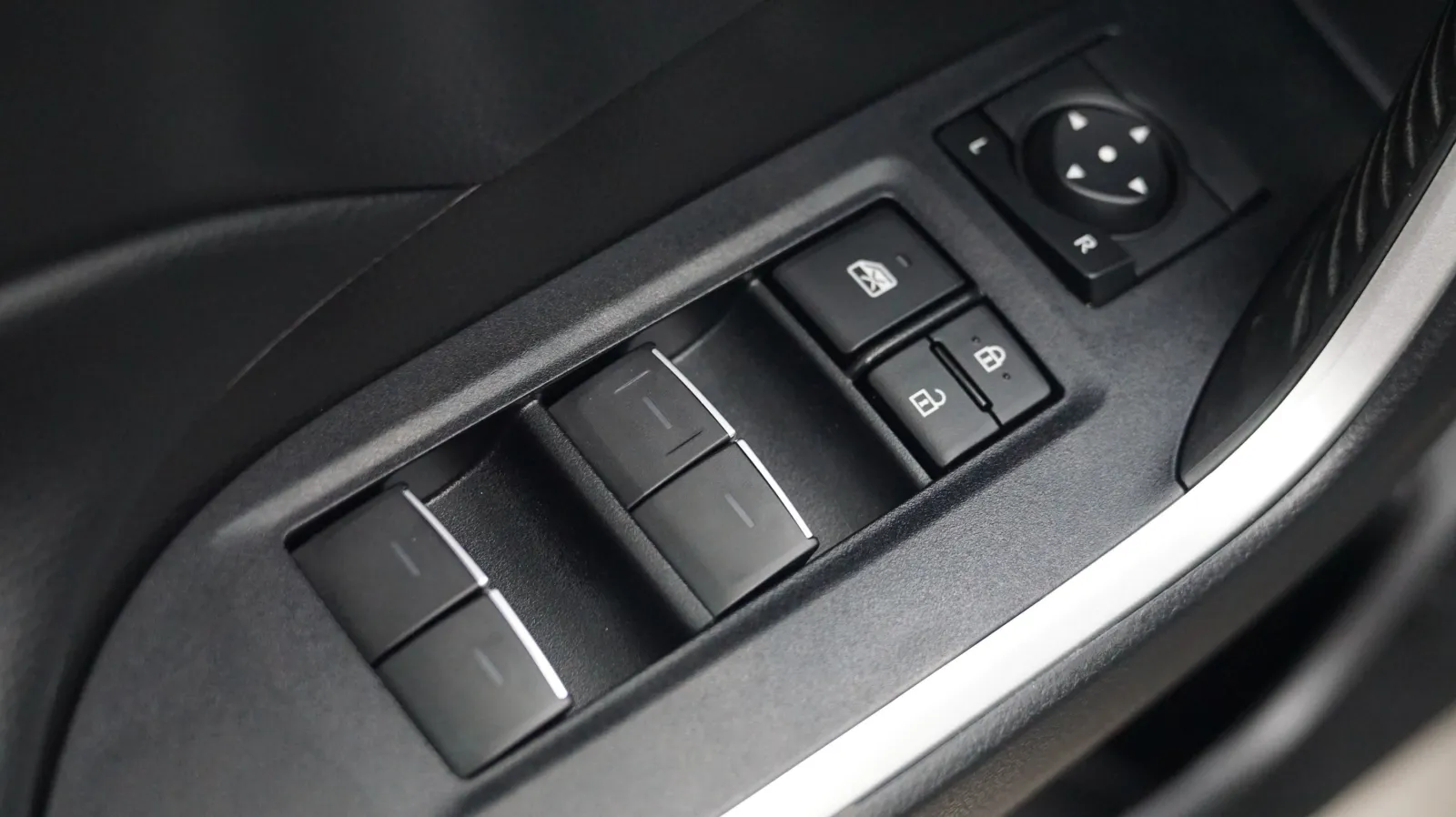 Toyota RAV4 photo 16