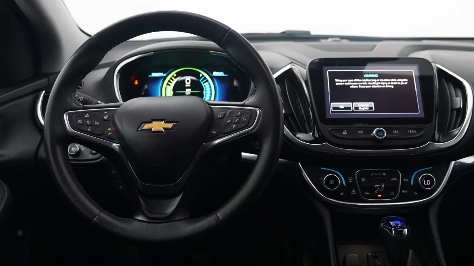 More photos of 2017 Chevrolet Volt Premier at Auto City, CA