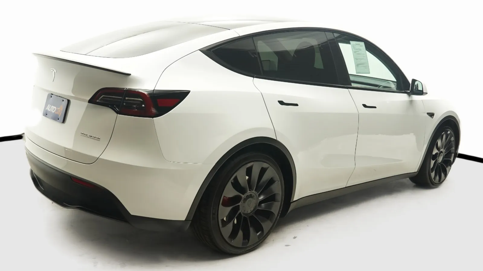 More photos of 2023 Tesla Model Y Performance at Auto City, CA