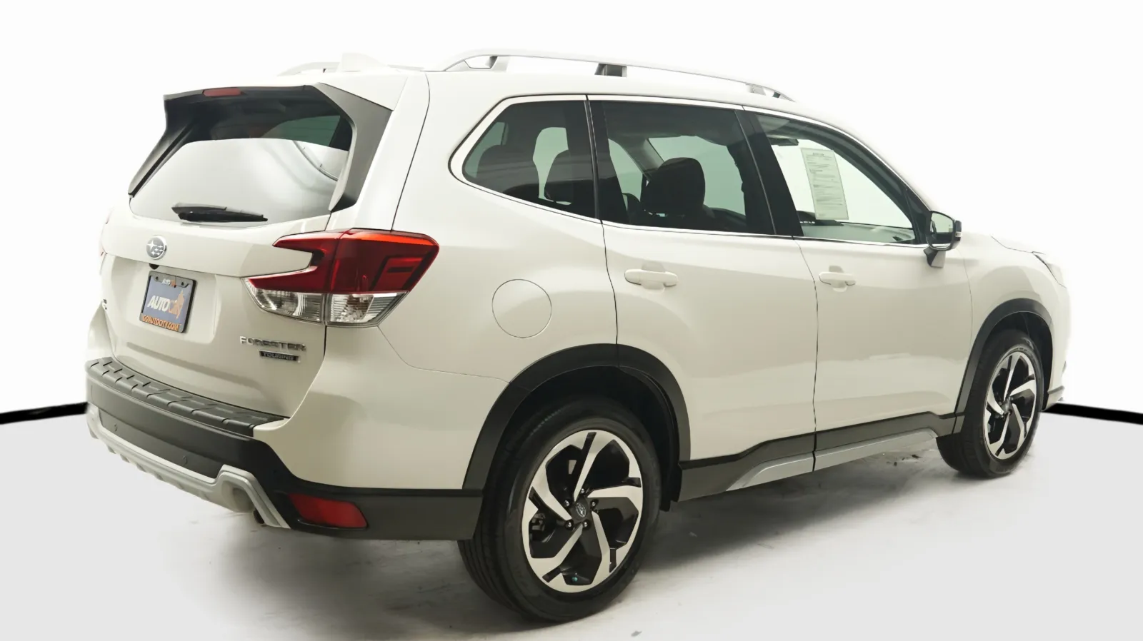 More photos of 2022 Subaru Forester Touring at Auto City, CA