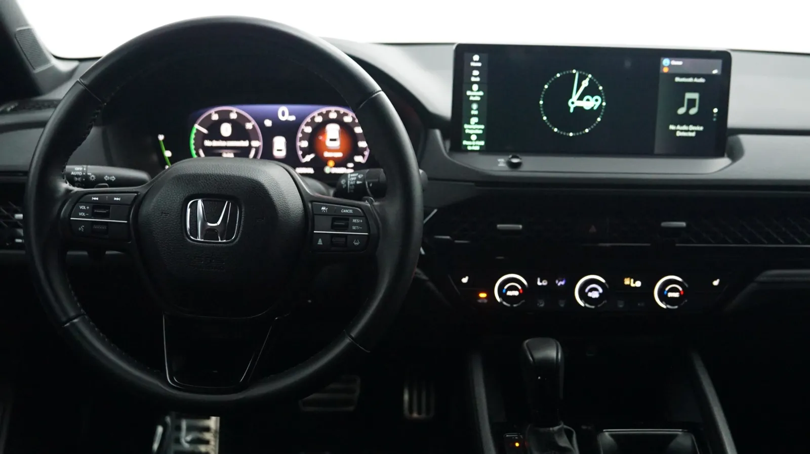 More photos of 2023 Honda Accord Hybrid Sport-L at Auto City, CA