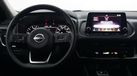 More photos of 2024 Nissan Rogue SV at Auto City, CA