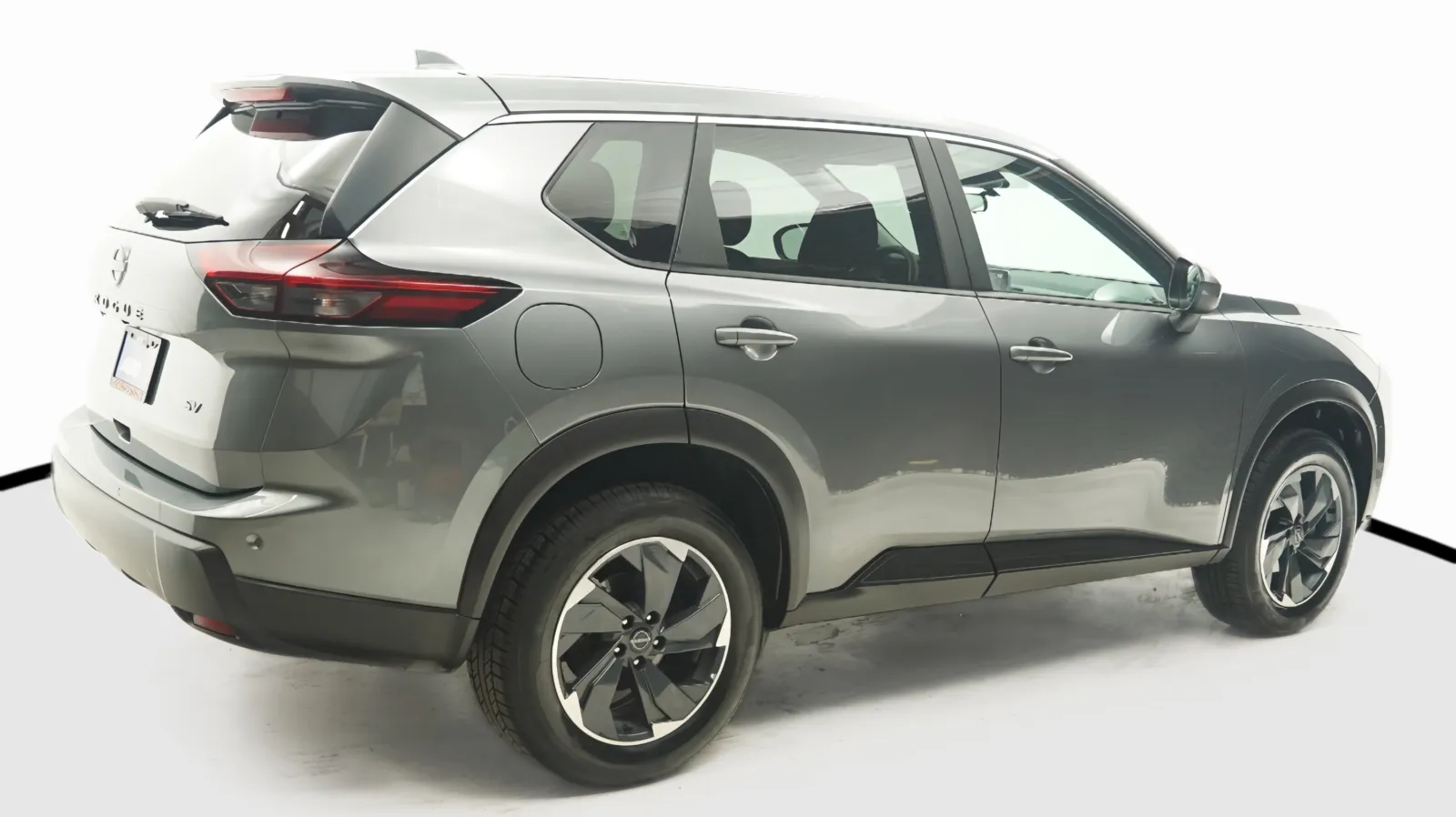 More photos of 2024 Nissan Rogue SV at Auto City, CA