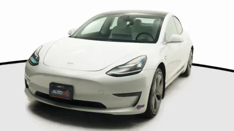 White 2019 Tesla Model 3 Standard Range for sale in El Cajon, CA